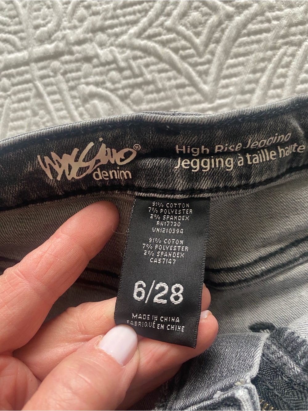 Mossimo charcoal wash distressed denim high rise jeggings Sz 6/28 - Picture 7 of 15